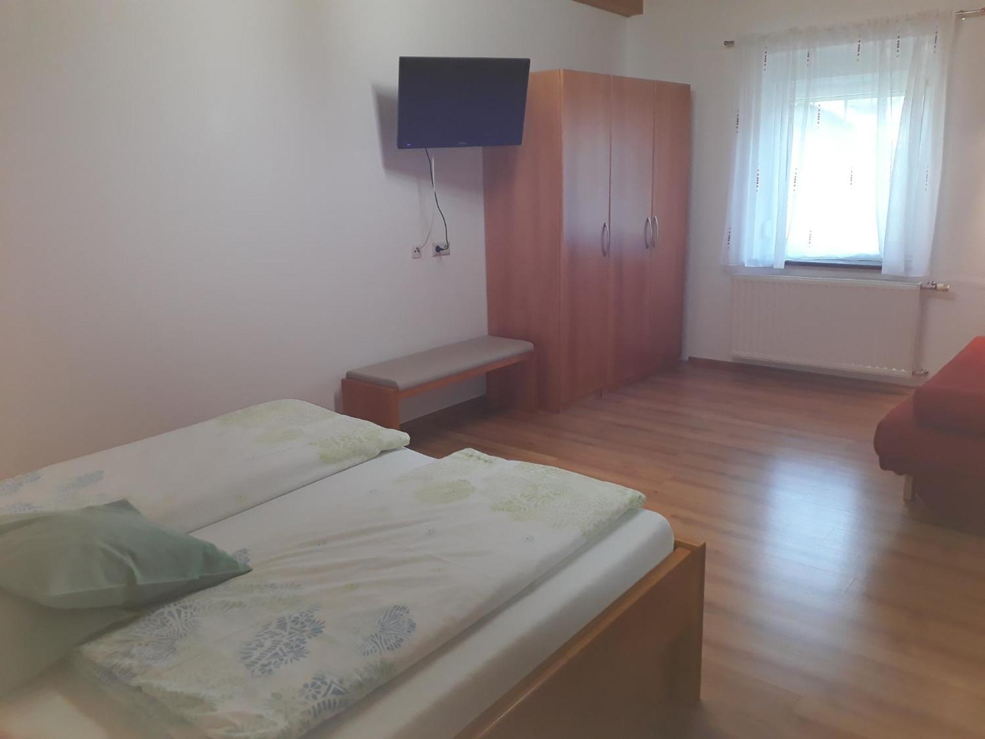 Obsthof Glueck Bed & Breakfast Gamlitz Exterior foto